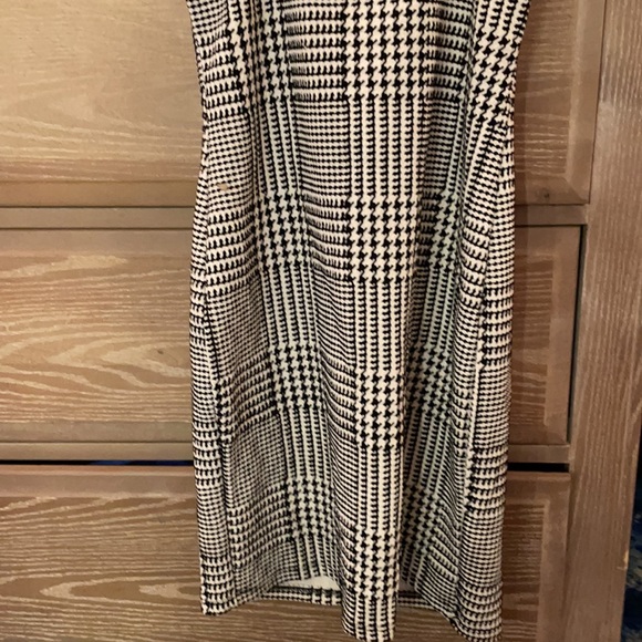 Checkered Exchanged Mini Dress - Picture 6 of 6